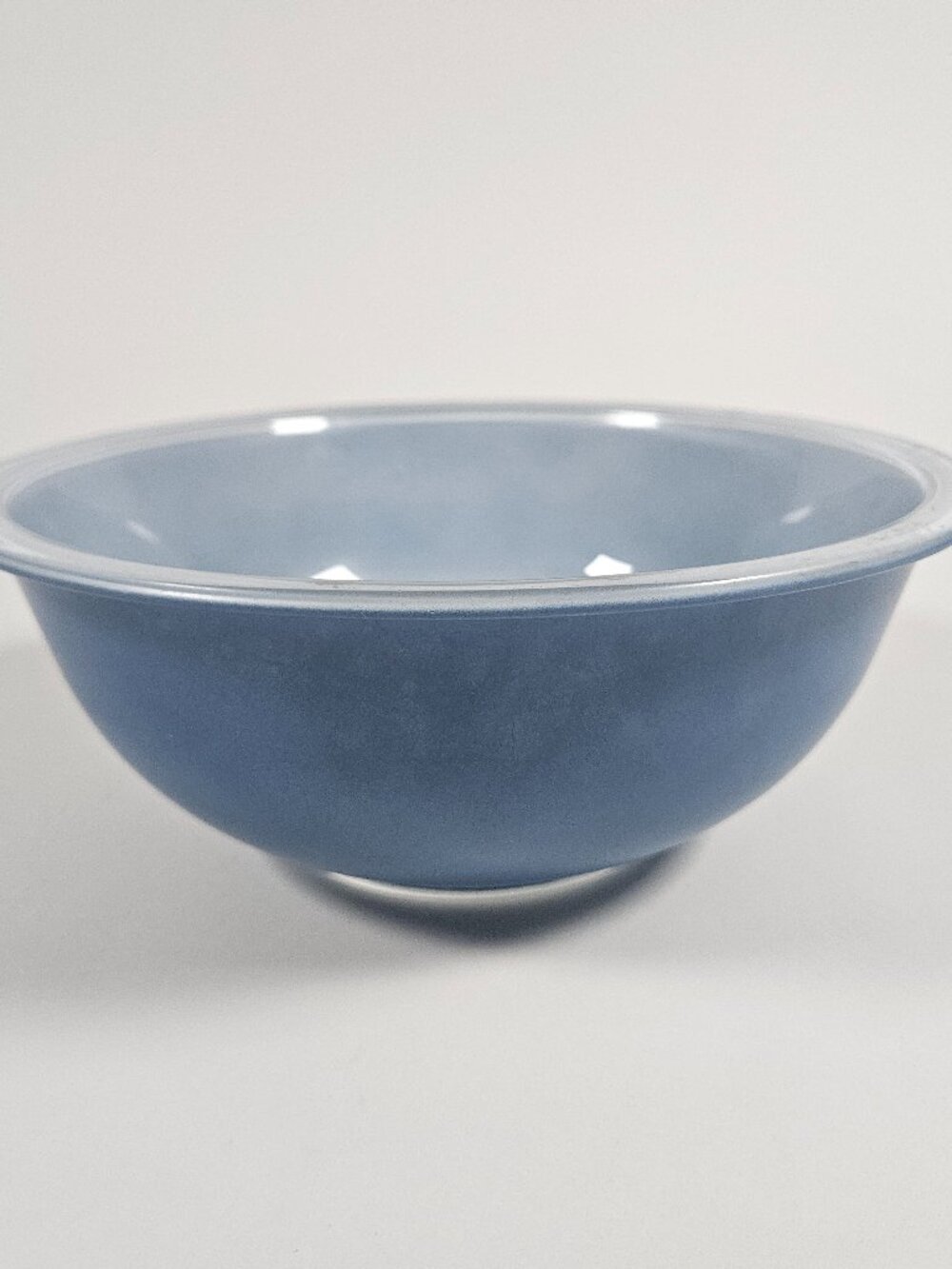 Vintage Pyrex Corning Moody Blues 2.5L 325 Clear Bottom Mixing Nesting Bowl